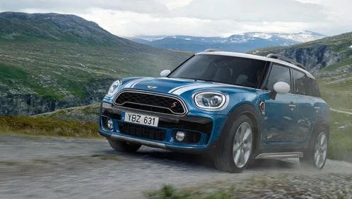 MINIの4駆モデル試乗＆7万円分の旅行券が当たるキャンペーン！