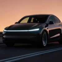 テスラ「New Model Y」の一晩試乗＆クッションが当たる豪華懸賞！